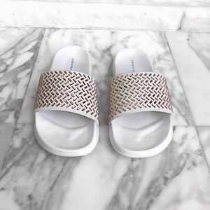 White & Gold Slides - Size 7